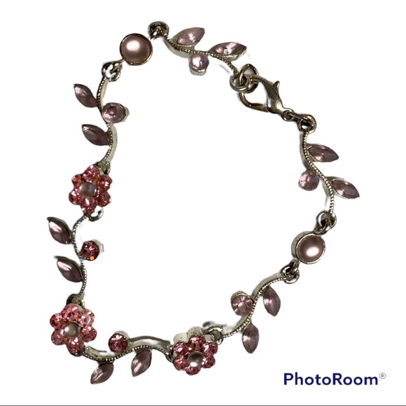 Flower bracelet - Picture 3 of 3